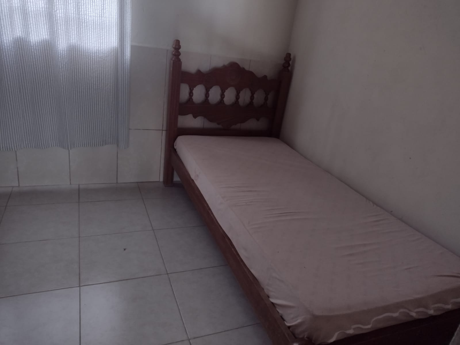 Acomodação - quarto solteiro